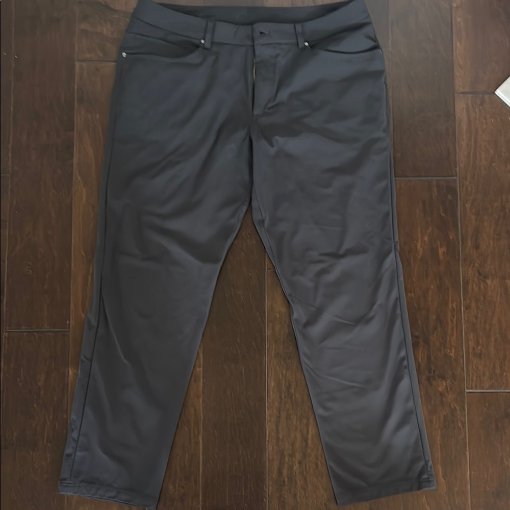 Lululemon Stylish Black Golf Pants